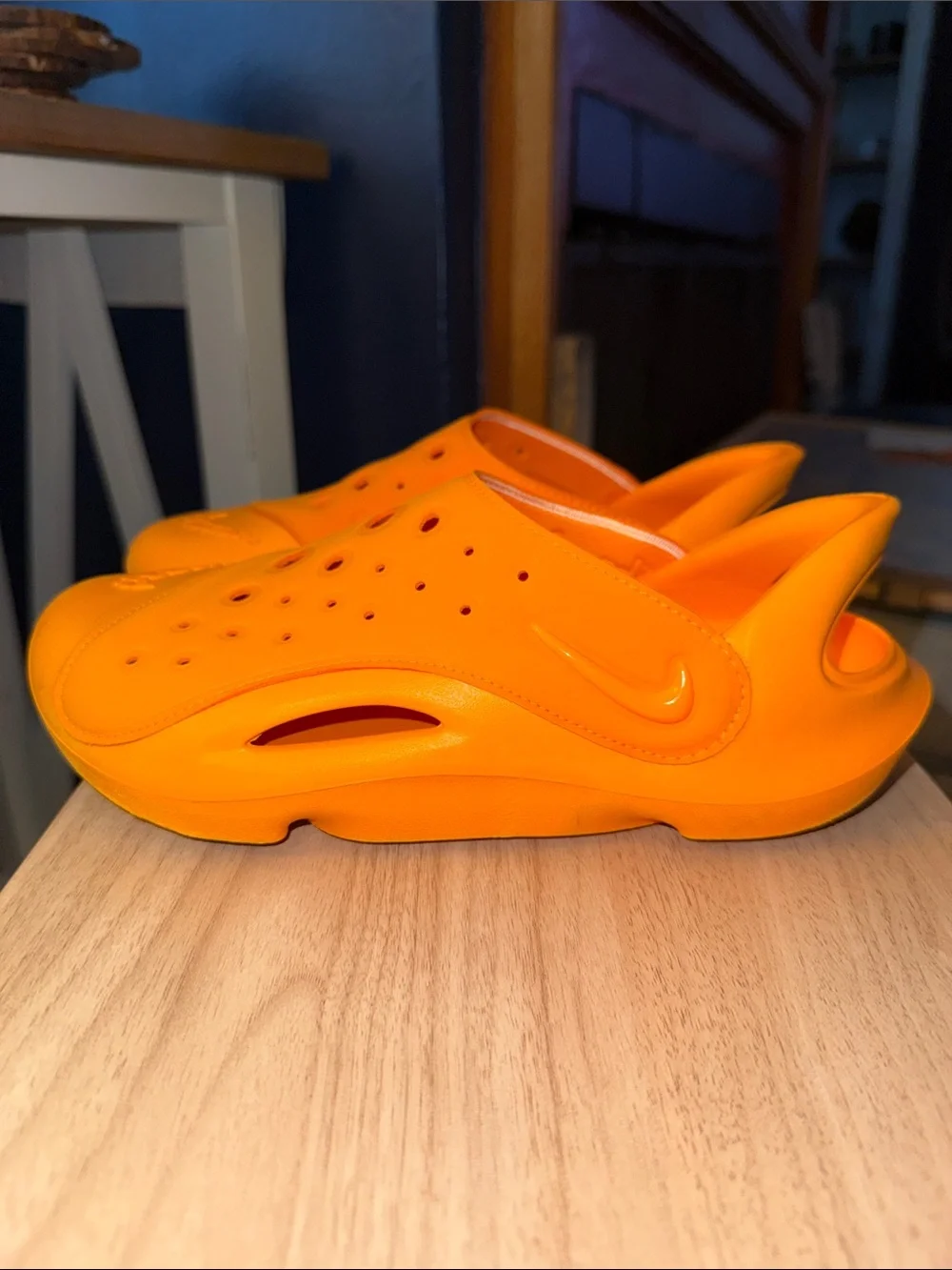 Nike Aqua Swoosh Sandals Kids Size 5Y
